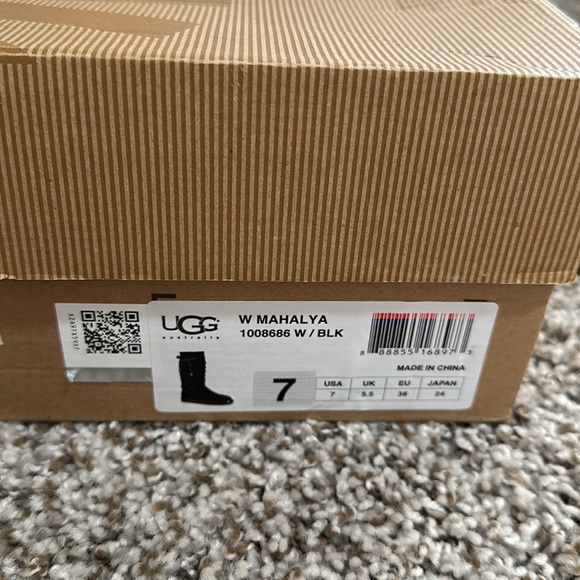 Ugg Mahalya tall black lace up tie sweater boots 7 - Picture 14 of 15